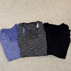 Xersion Womens Performance Scoop
Neck Sleeveless Tank Tops-Lot of 3